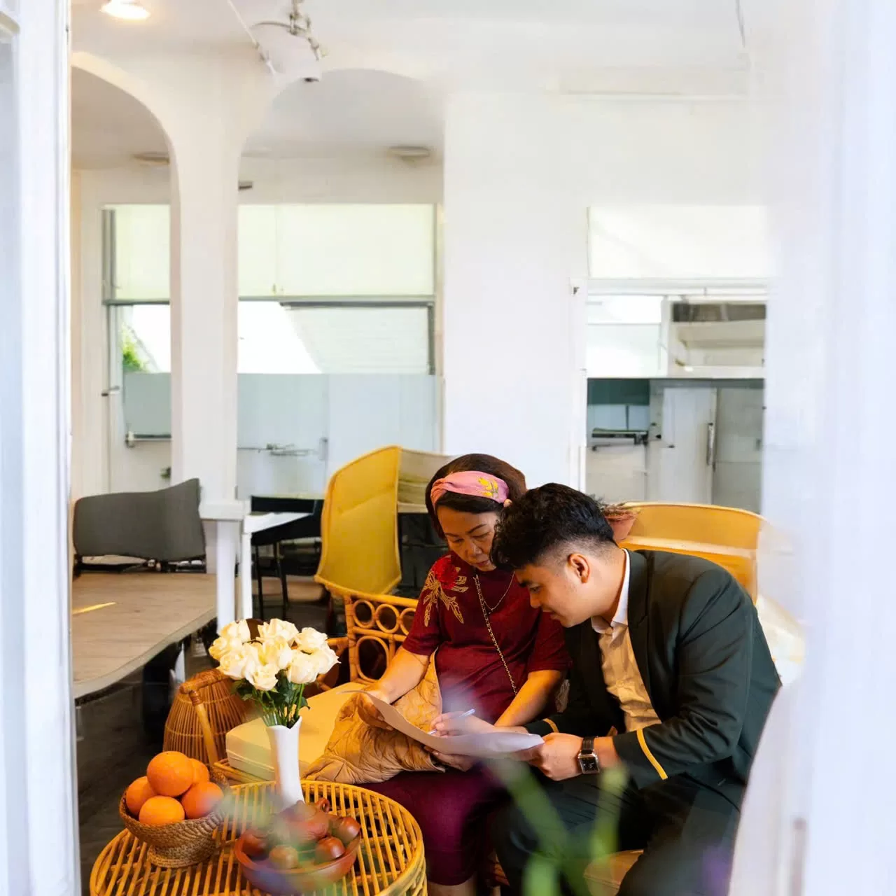 Cư dân của Làng Oa Bảo Lộc