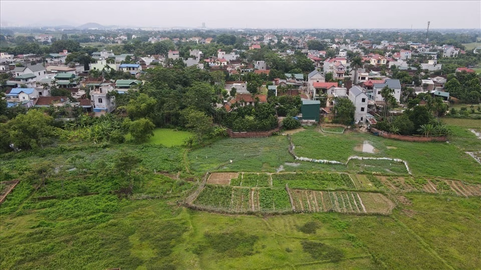 Sau cơn sốt "ảo" đang bắt đầu hạ nhiệt, đất nền rục rịch bước sang chu kỳ mới Sau cơn sốt "ảo" đang bắt đầu hạ nhiệt, đất nền rục rịch bước sang chu kỳ mới