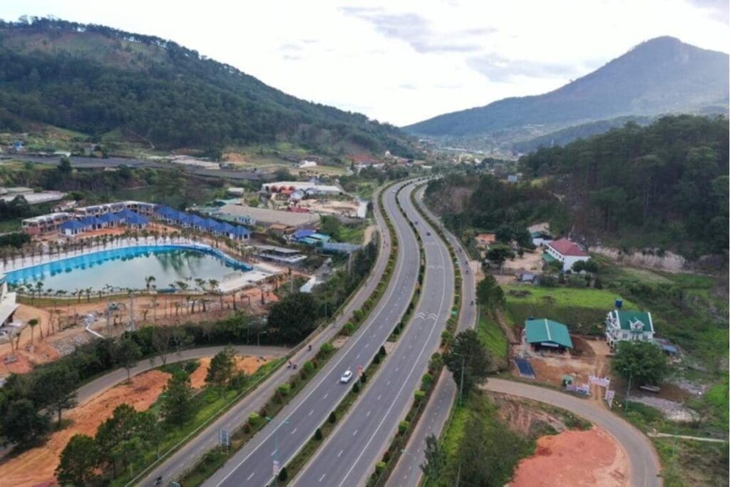 Lâm Đồng Khởi Công Hai Dự Án Cao Tốc