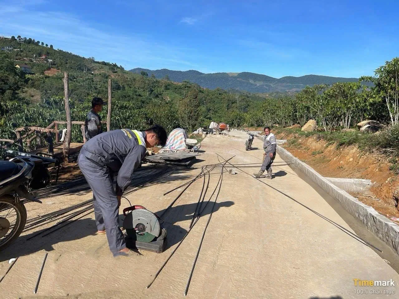 Tiến độ hoàn thiện hạ tầng đường nội khu Làng Oa Bảo Lộc