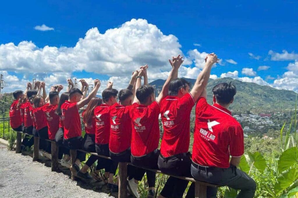 Hành Trình "Gieo Mầm" Thở Cùng Thiên Nhiên – Trải Nghiệm Sống Chậm Giữa Thiên Nhiên Bảo Lộc Tại Làng Oa Bảo Lộc khám phá chương trình gieo mầm - thở cùng thiên nhiên