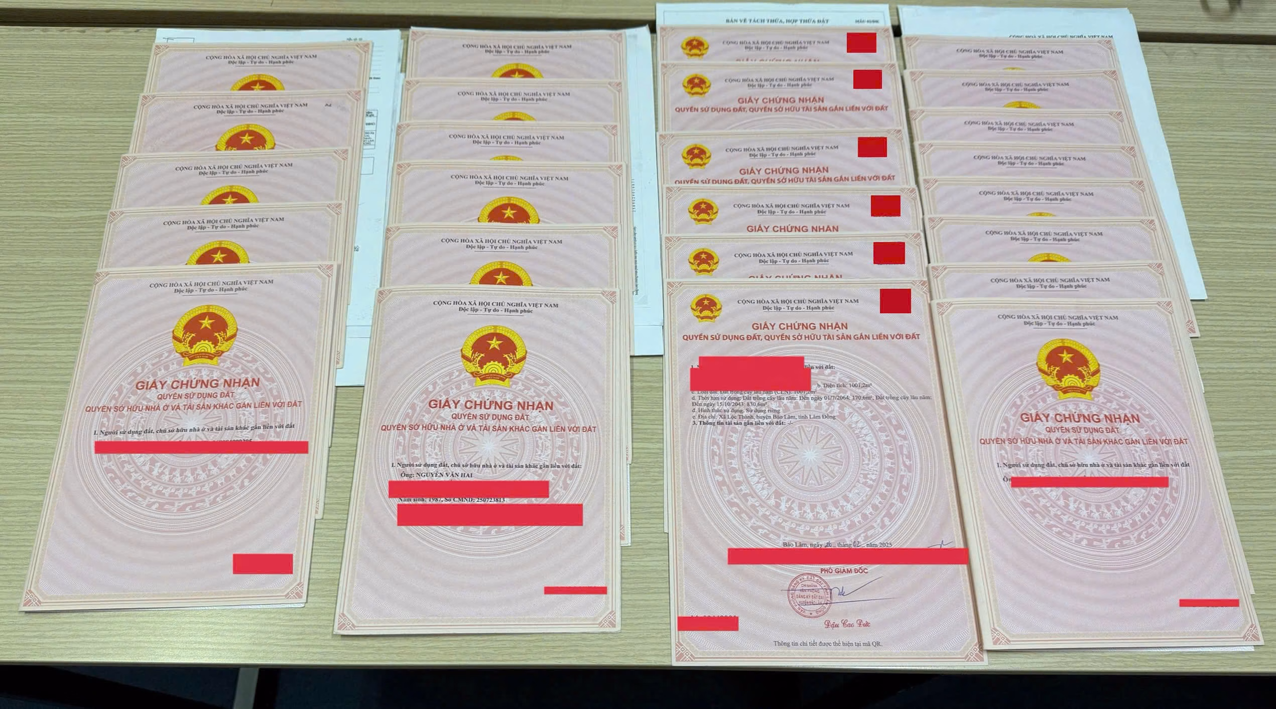 Pháp Lý Làng Oa Bảo Lộc: Sổ Hồng Riêng 100%, Công Chứng Ngay sổ hồng đất làng oa bảo lộc với các thông tin pháp lý quan trọng"