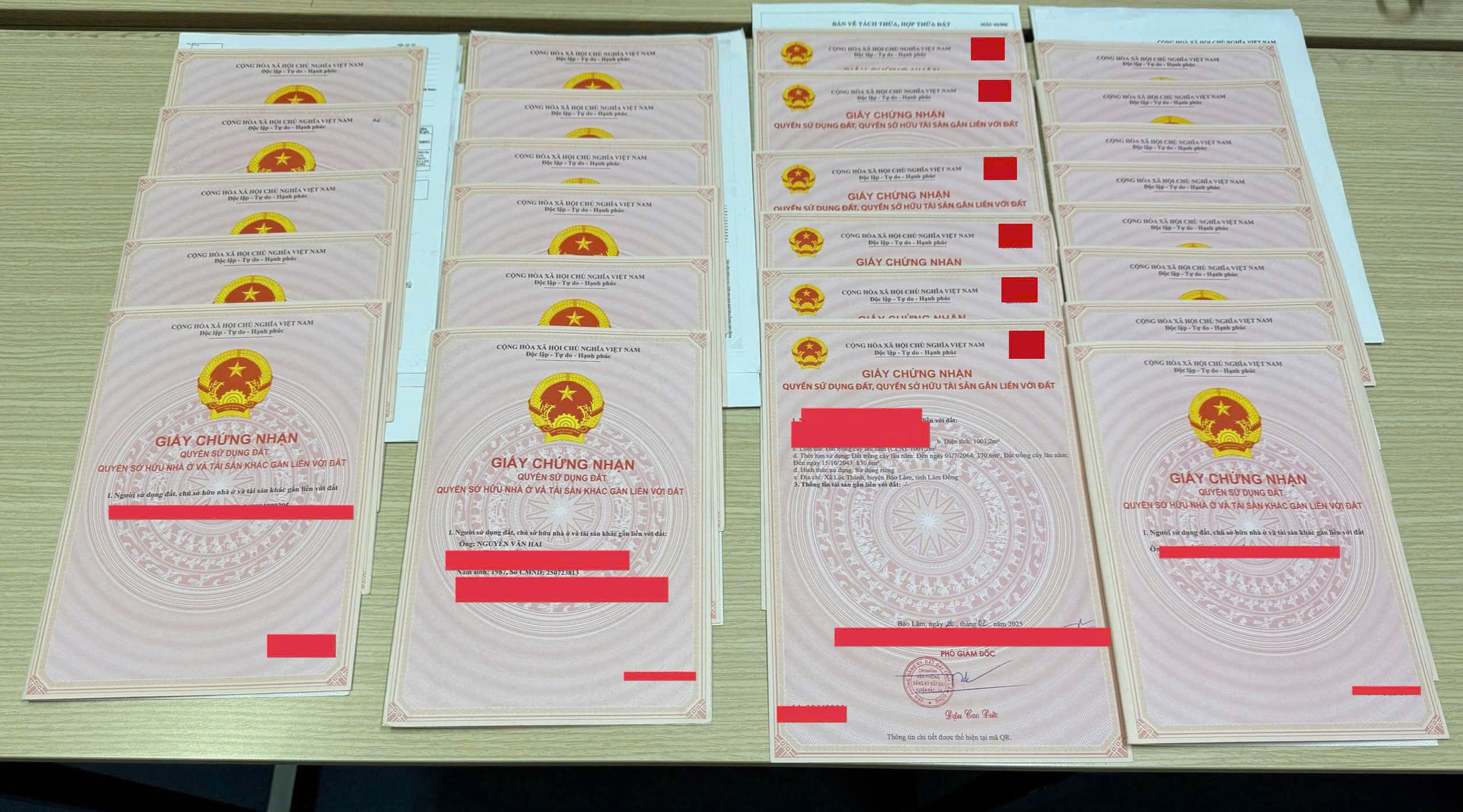 Sổ hồng đất Làng Oa Bảo Lộc với các thông tin pháp lý quan trọng"